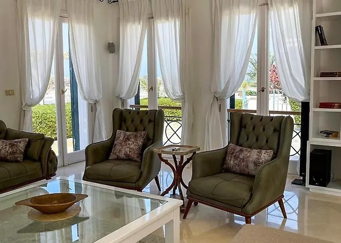 Unique Hill 3 Bd In Gouna *