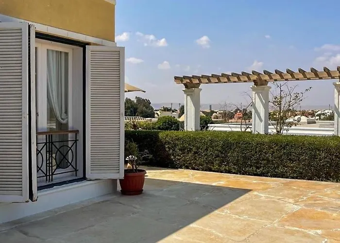 Unique Hill 3 Bd In Gouna *